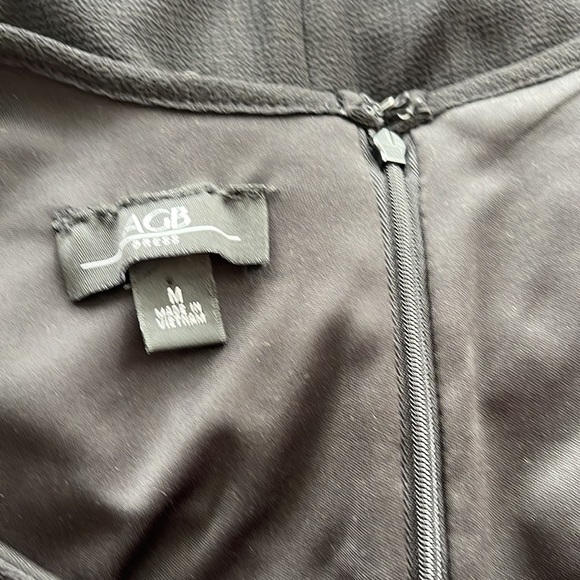 🖤 Classic little black dress size M from AGB. 3/4 sleeve with draped opening - Picture 4 of 4